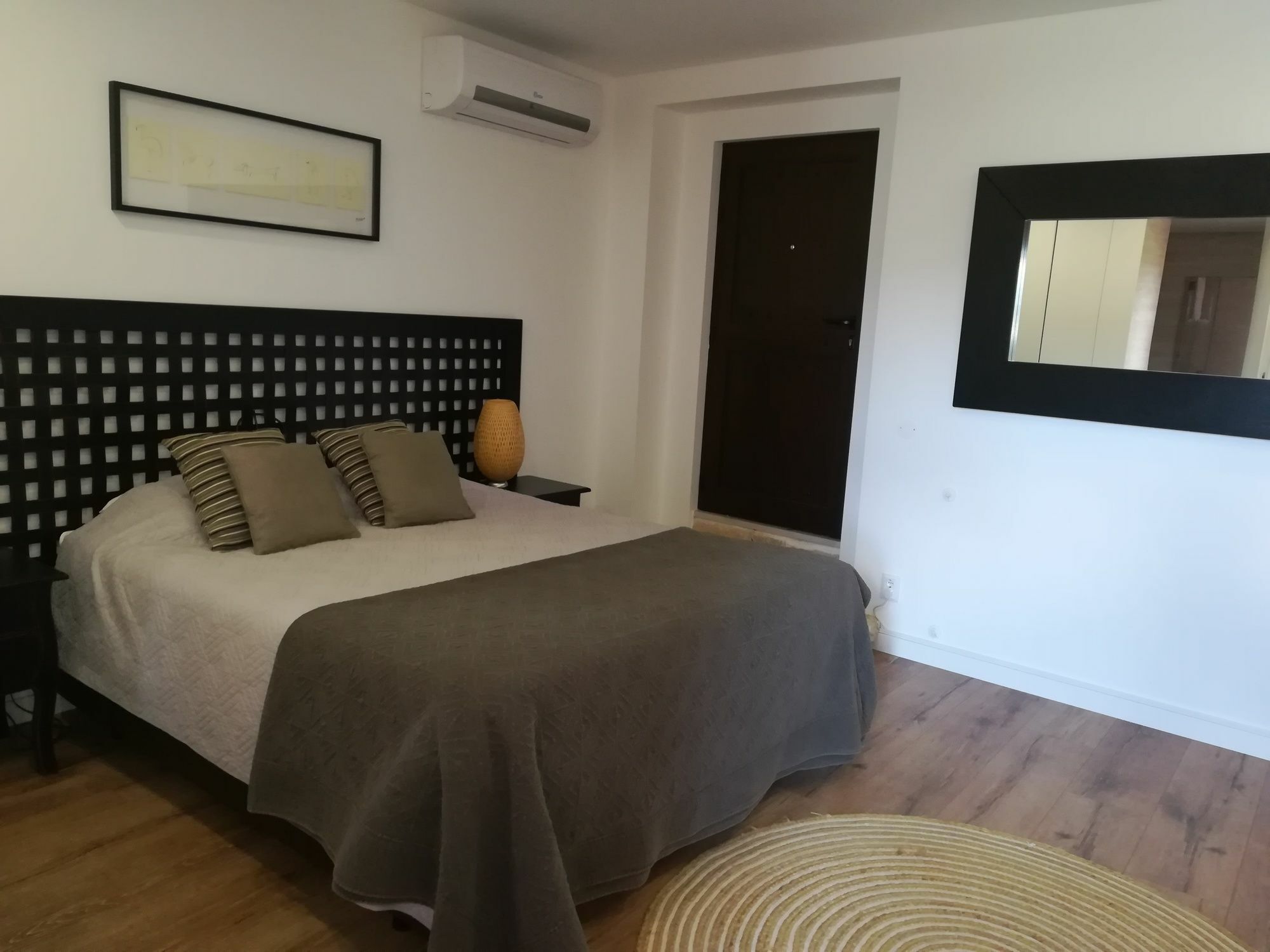 טומאר Agartha Boutique Hotel - Stonehouse מראה חיצוני תמונה